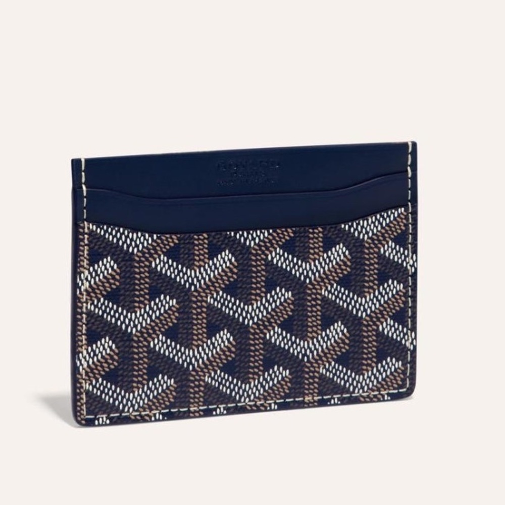 Barely Used - Amazing Deal - Goyard Card holder. Like new!!